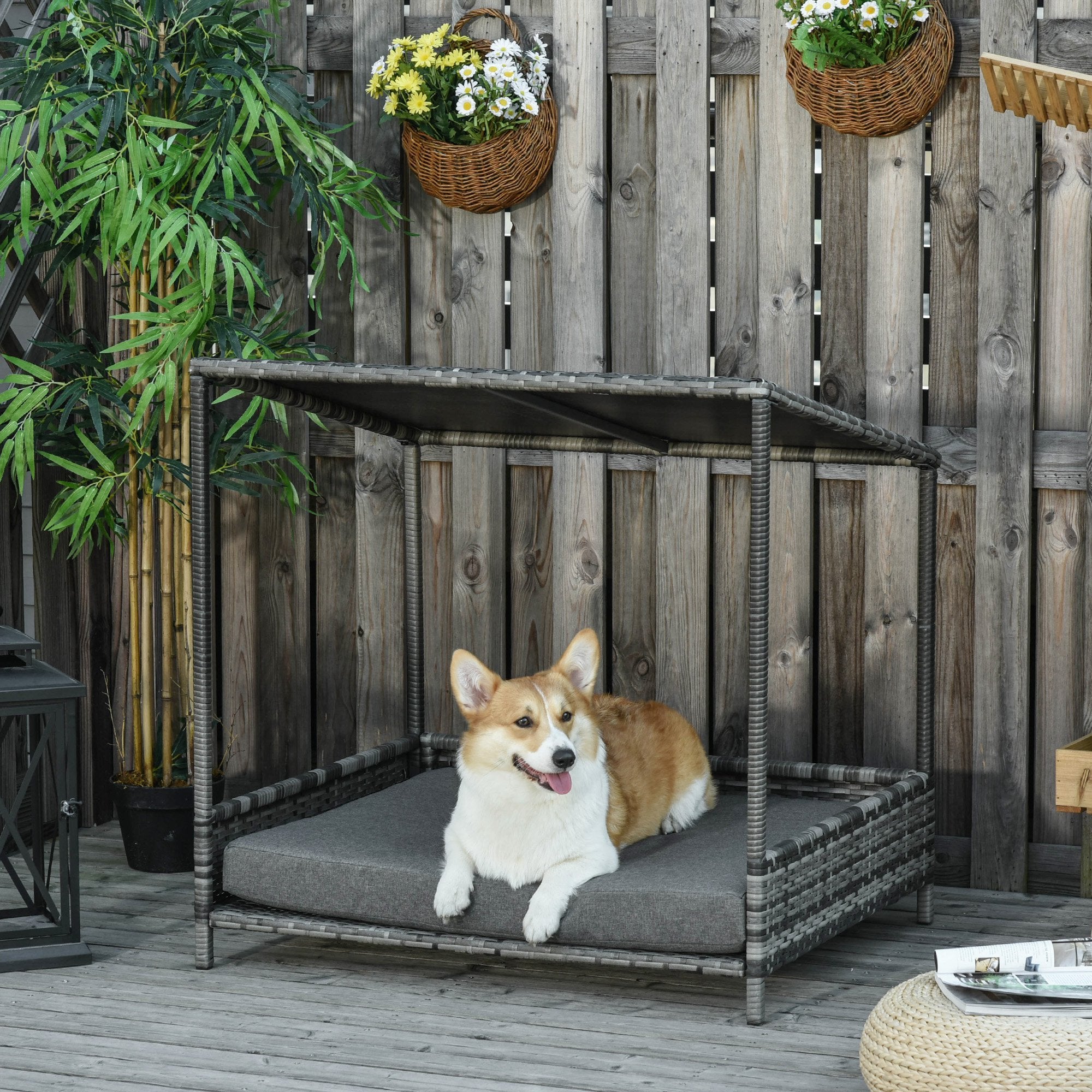 PawHut Wicker Dog House Raised Rattan Dog Bed for Indoor Outdoor